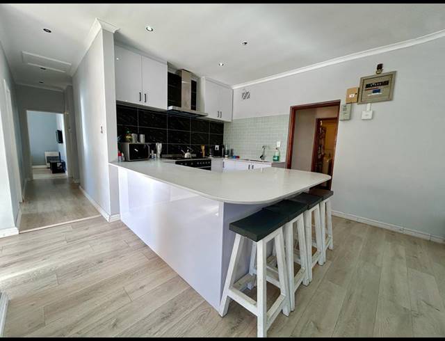 4 BEDROOM HOUSE FOR SALE IN GOODWOOD ESTATE